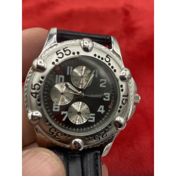 KNX Men's Quartz Watch Stainless Steel Case Brown Leather For Parts Need Repairs - Picture 10 of 10